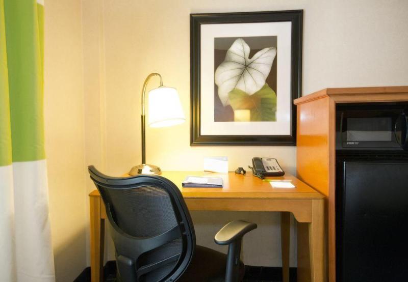 Fairfield Inn & Suites By Marriott Pittsburgh Ню Стантън Екстериор снимка